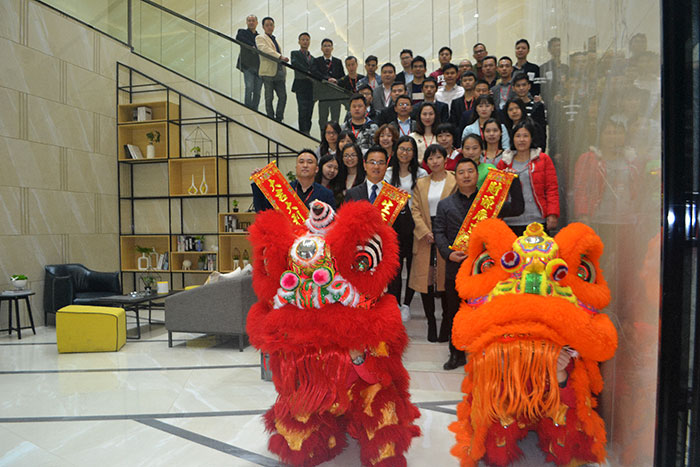 激情AV青青草陶新年开工，2017撸起袖子拼命干！