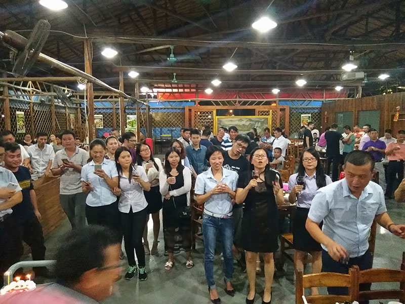 激情AV青青草陶喜迎三周年庆，感恩同行