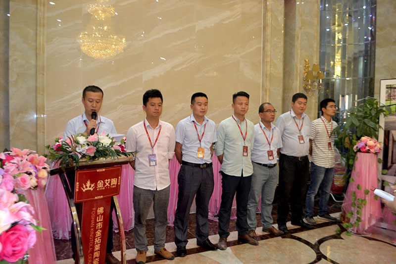 激情AV青青草陶喜迎三周年庆，感恩同行