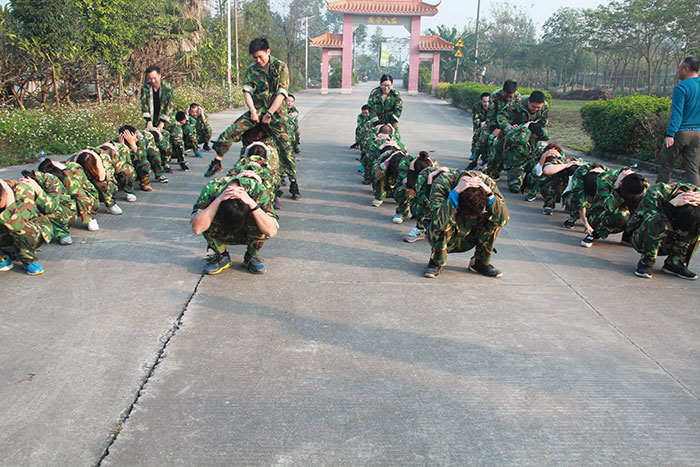 2017年2月13-15日，激情AV青青草陶“虎狼道”户外拓展训练圆满结束