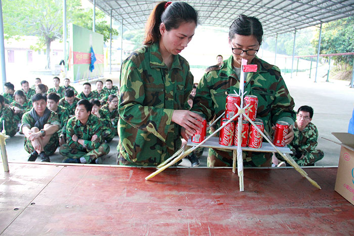 2017年2月13-15日，激情AV青青草陶“虎狼道”户外拓展训练圆满结束