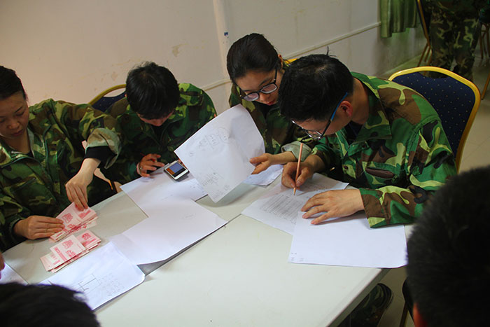 2017年2月13-15日，激情AV青青草陶“虎狼道”户外拓展训练圆满结束