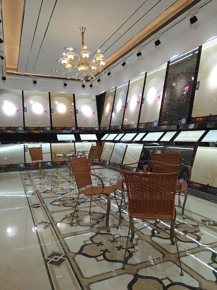 激情AV青青草陶湖南衡阳专卖店选材区