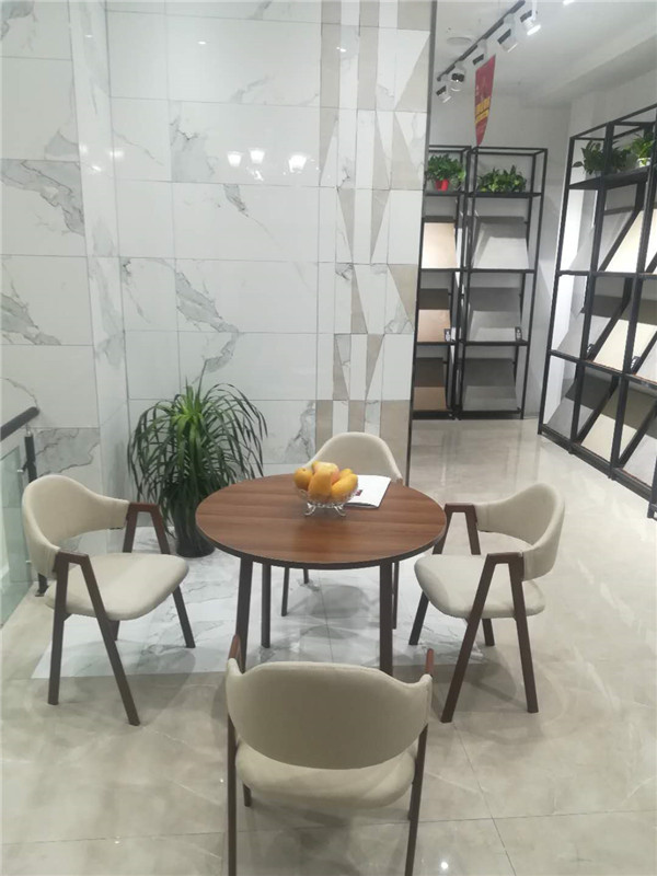 激情AV青青草陶安微泗县专卖店