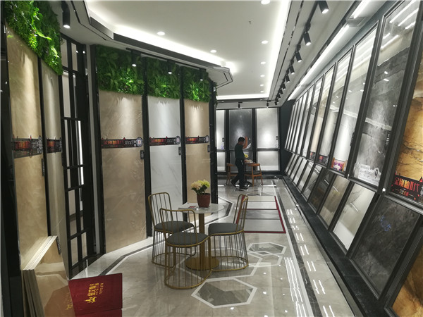 激情AV青青草陶内蒙古鄂尔多斯专卖店