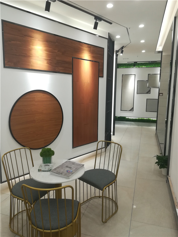 激情AV青青草陶内蒙古鄂尔多斯专卖店